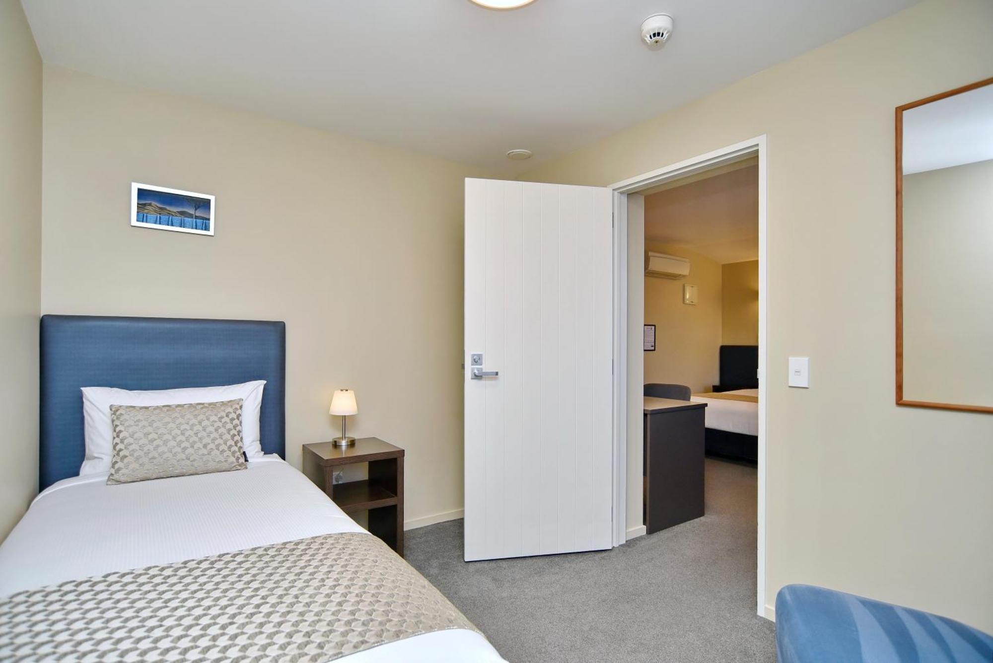 The Riverstone 5*