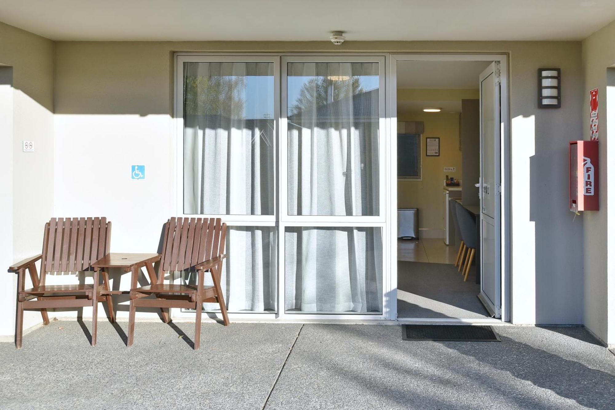 Motel The Riverstone